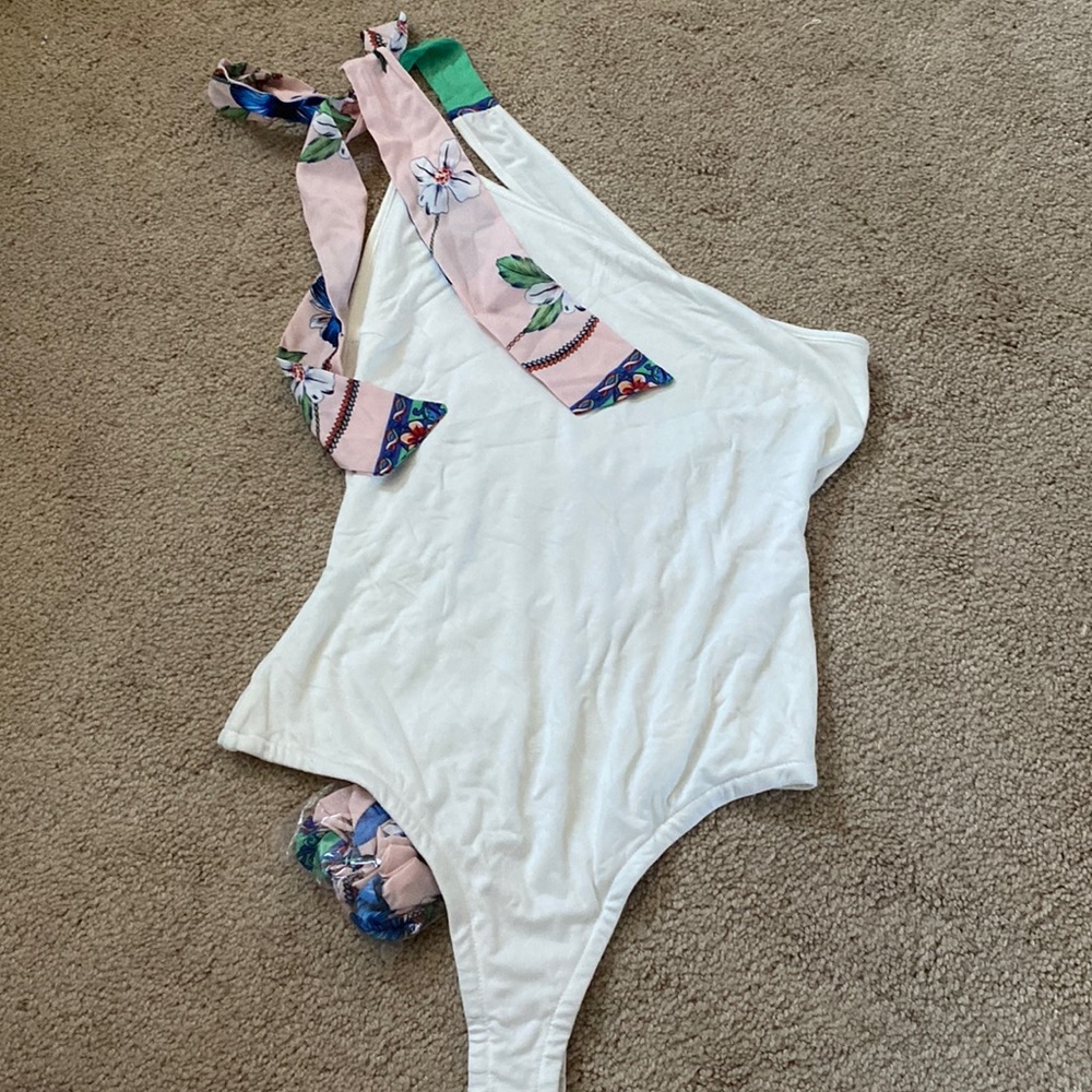 Lulu’s Alicialynn one should body suit